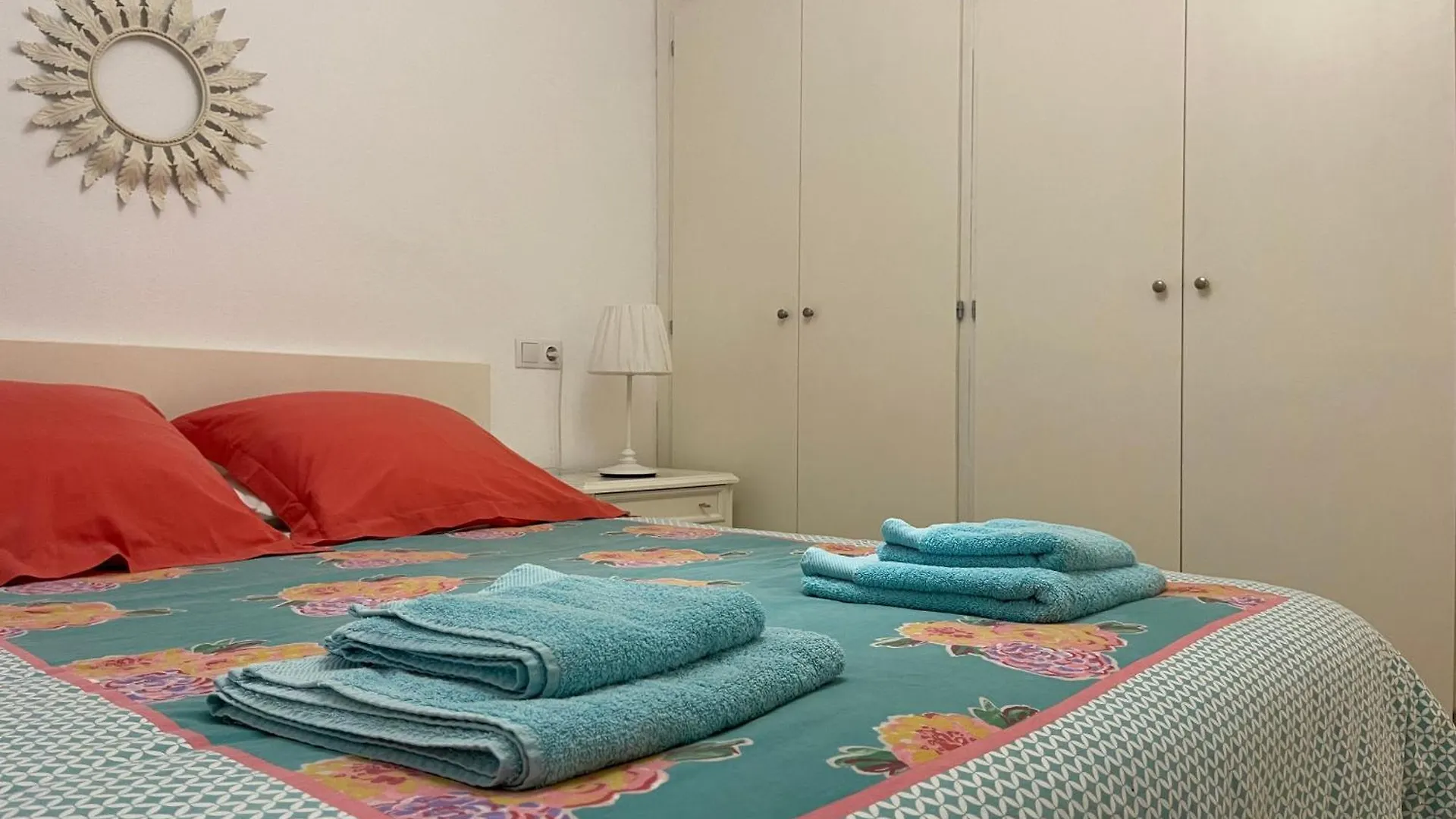Marina Salou Apartments
