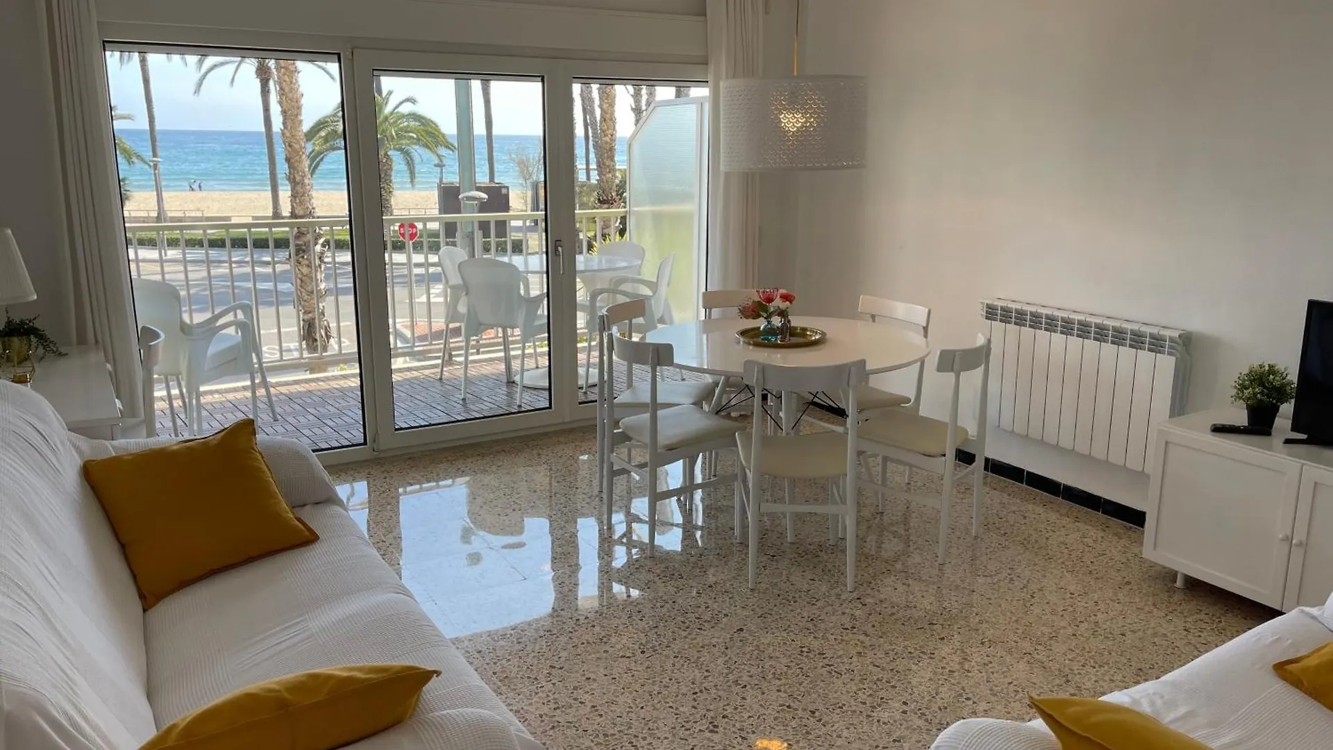 Marina Salou Apartments