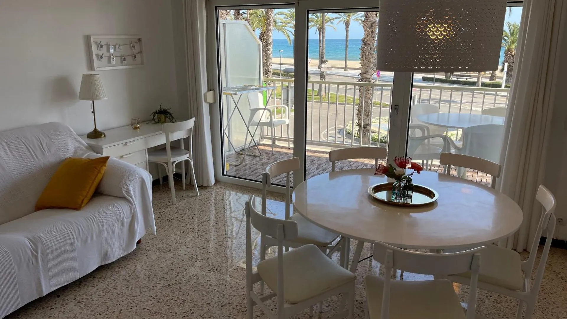 Marina Salou Apartments